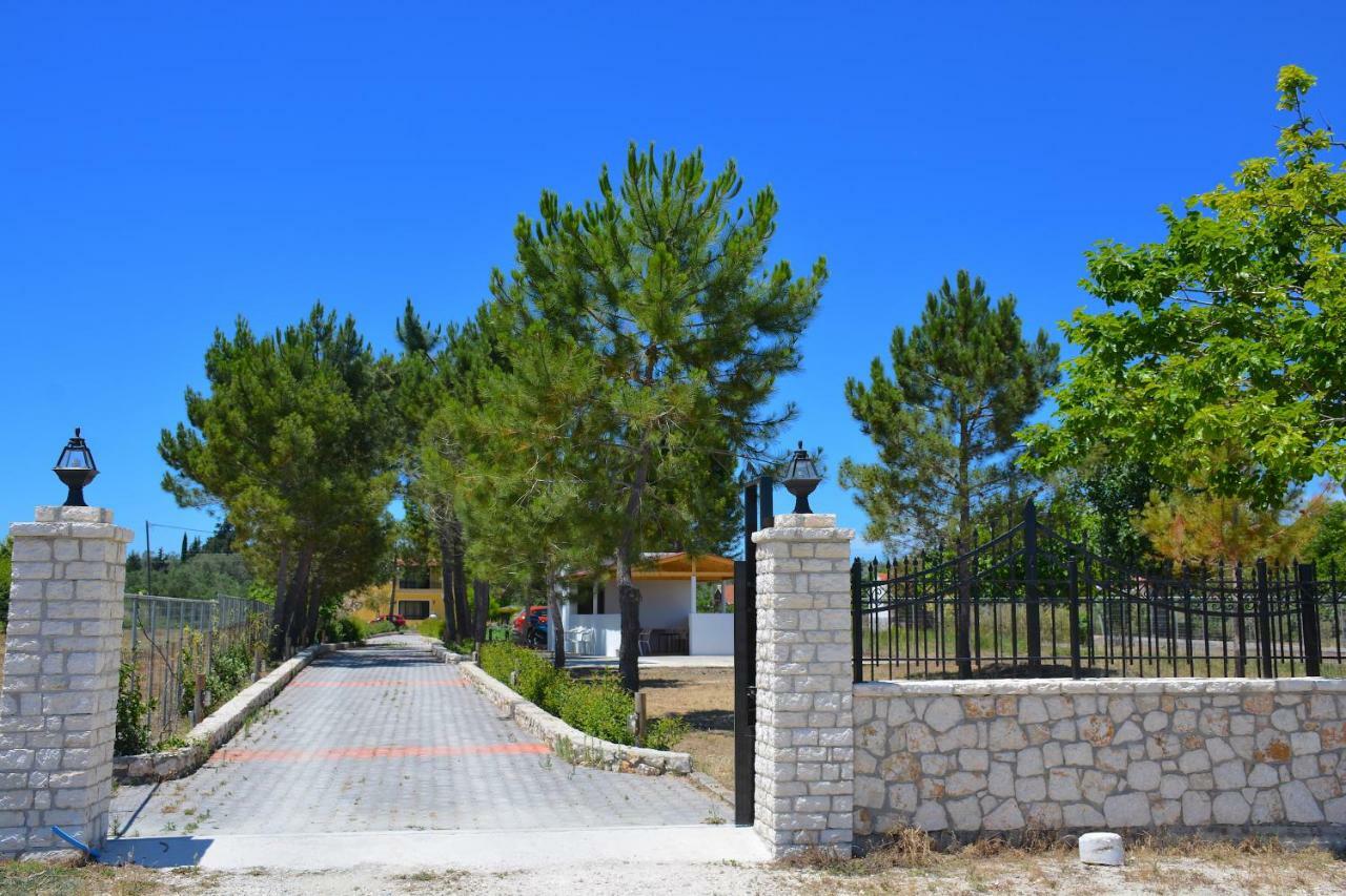 Alexandra Apartments Melikia Ngoại thất bức ảnh